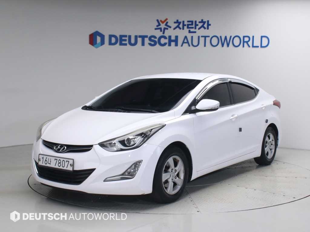 HYUNDAI Avante