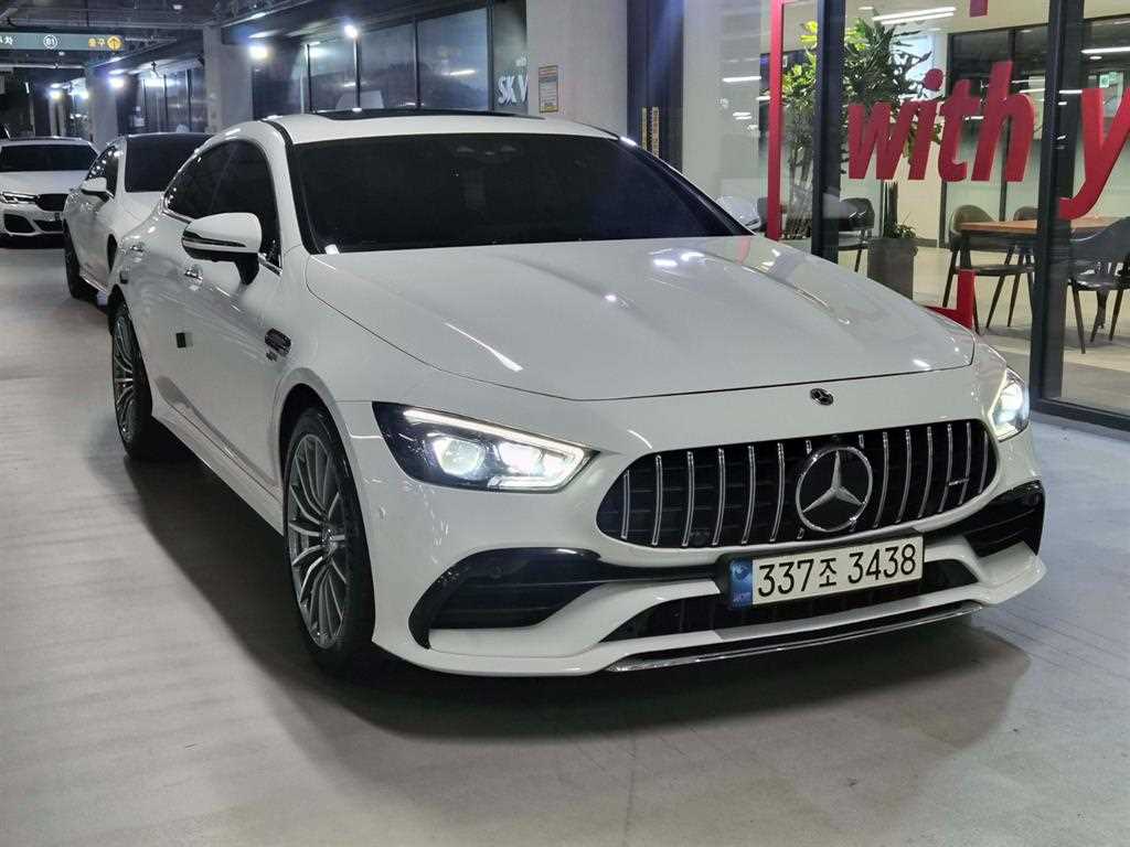 Mercedes Benz AMG GT