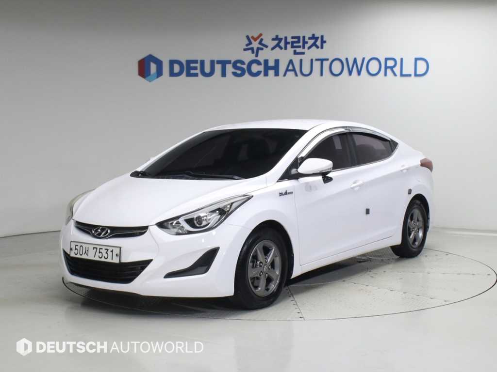 HYUNDAI Avante