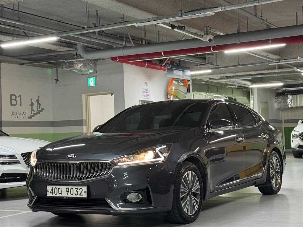 KIA K7