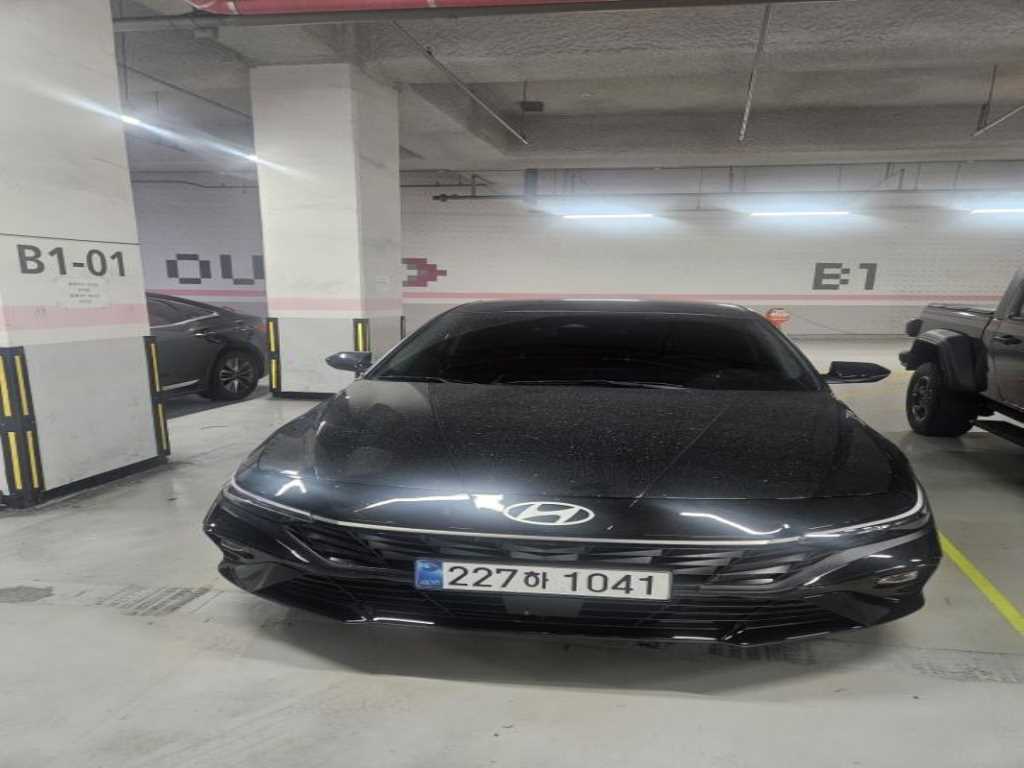 HYUNDAI Avante