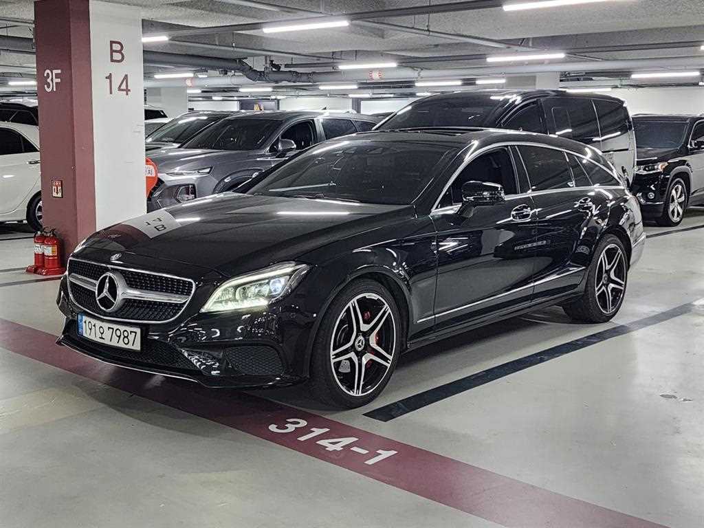 Mercedes Benz CLS Class
