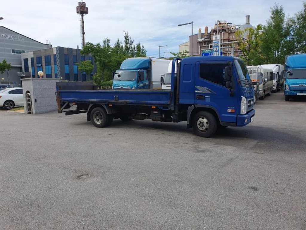 medium and large cargo Cargo