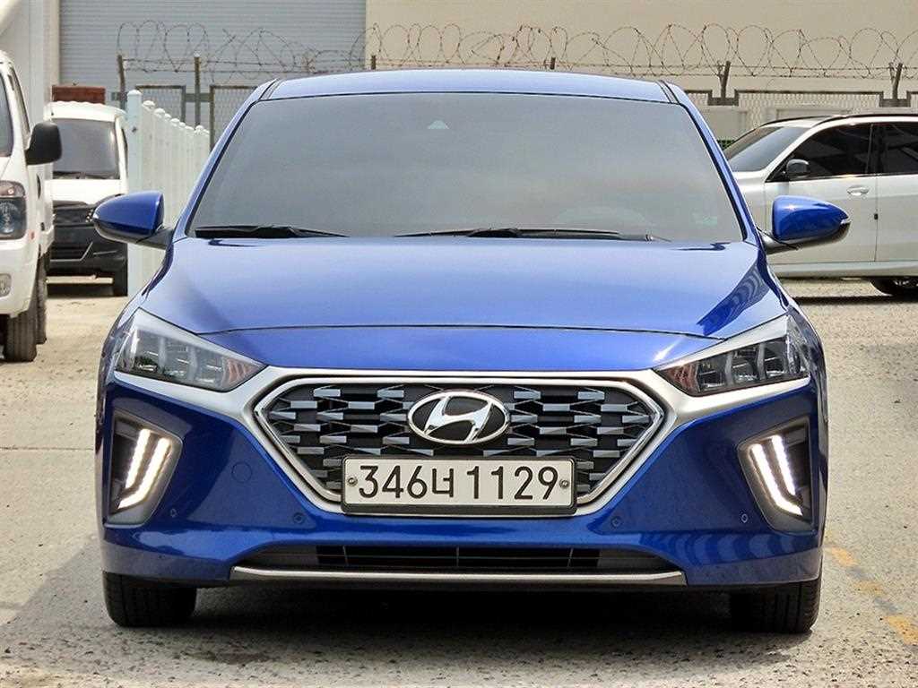HYUNDAI Ioniq