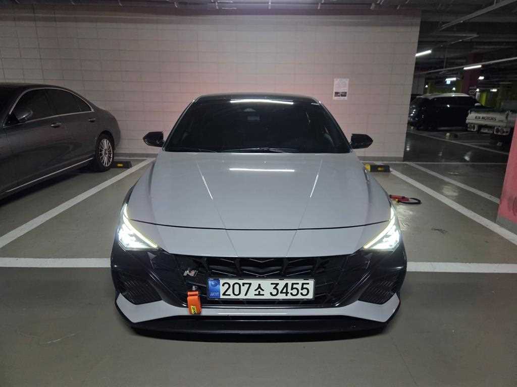 HYUNDAI Avante