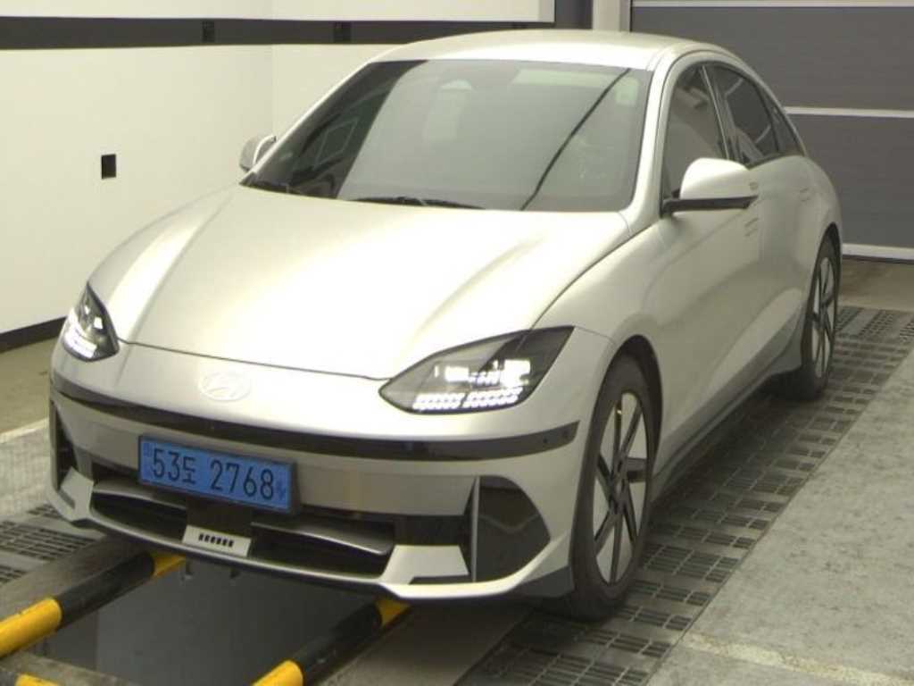 HYUNDAI Ioniq 6
