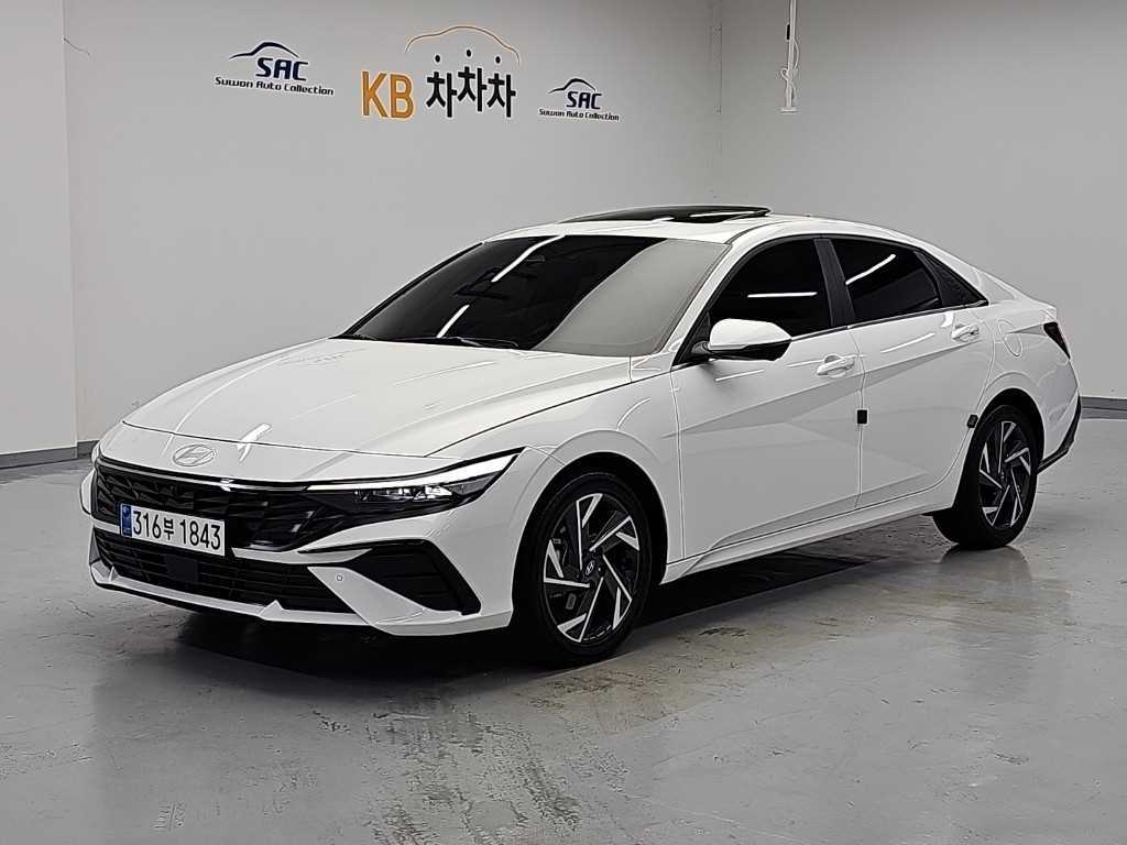 HYUNDAI Avante