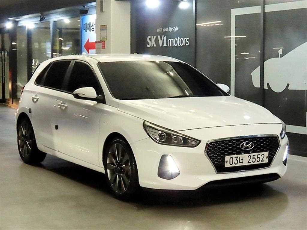 HYUNDAI i30
