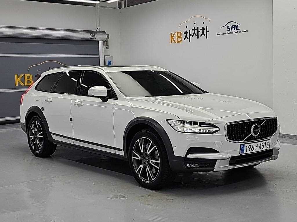 Volvo V90