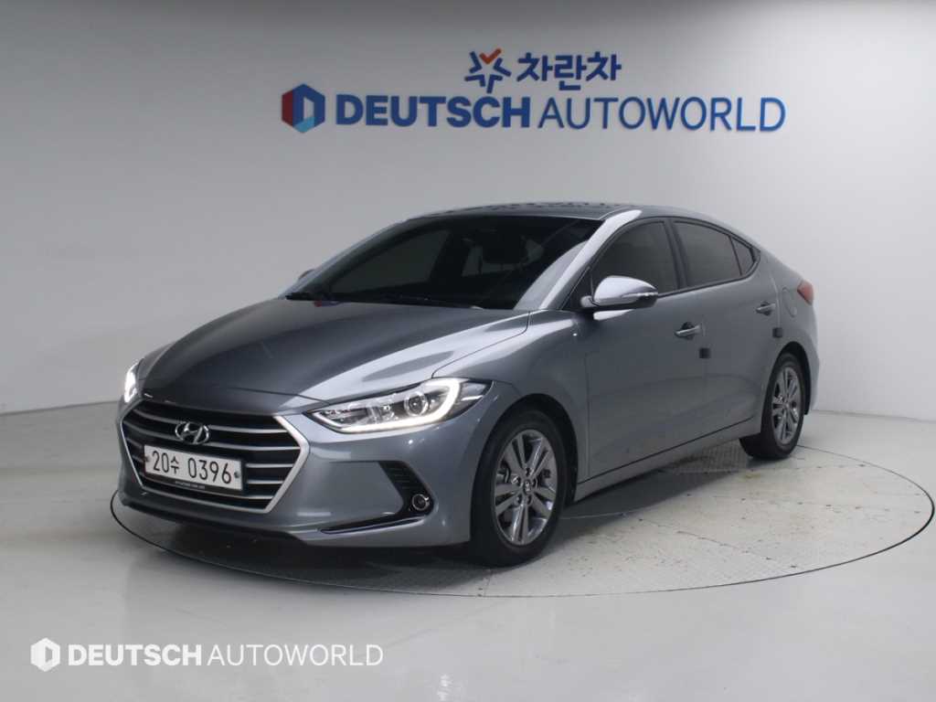 HYUNDAI Avante