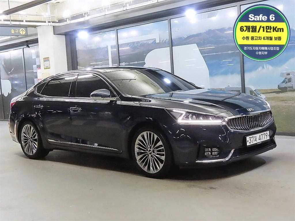 KIA K7
