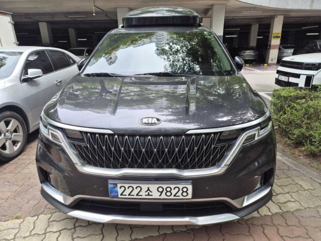 KIA Carnival 2020 — Zona Franca Iquique