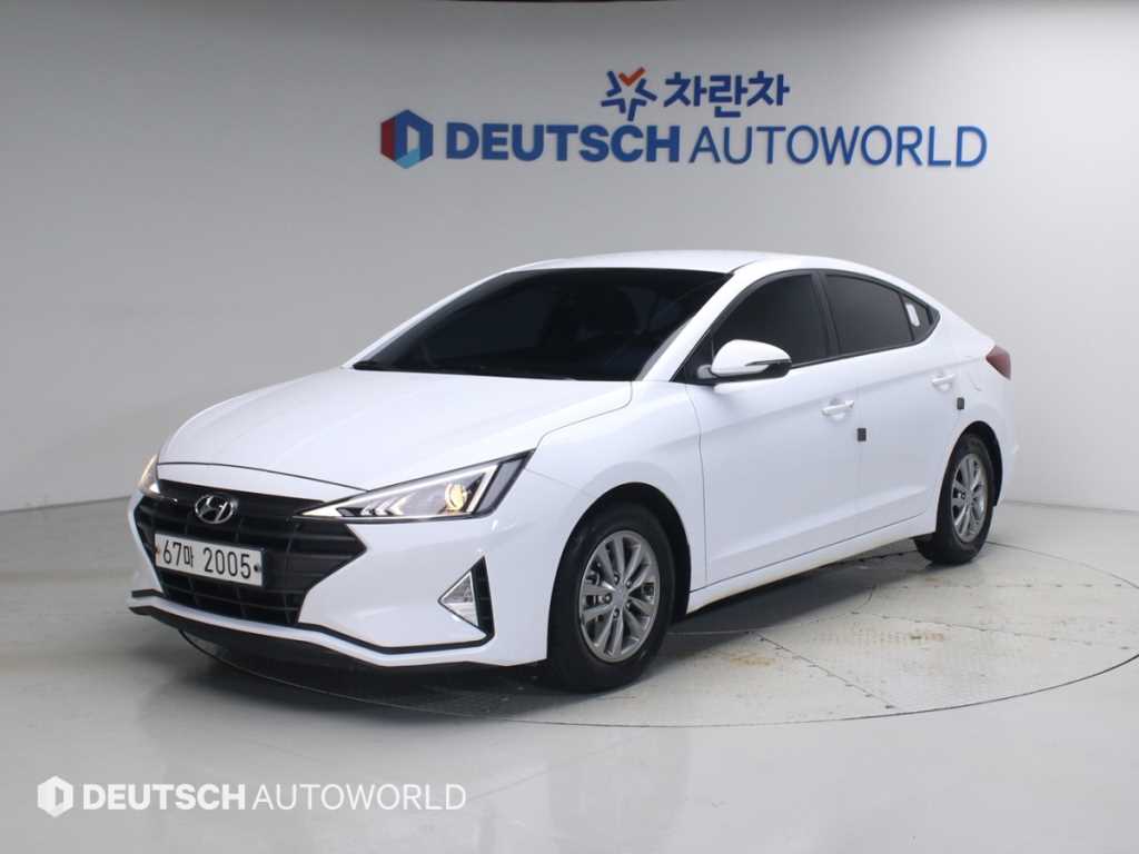 HYUNDAI Avante