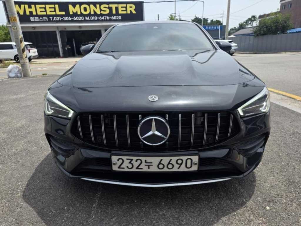 Mercedes Benz CLA Class