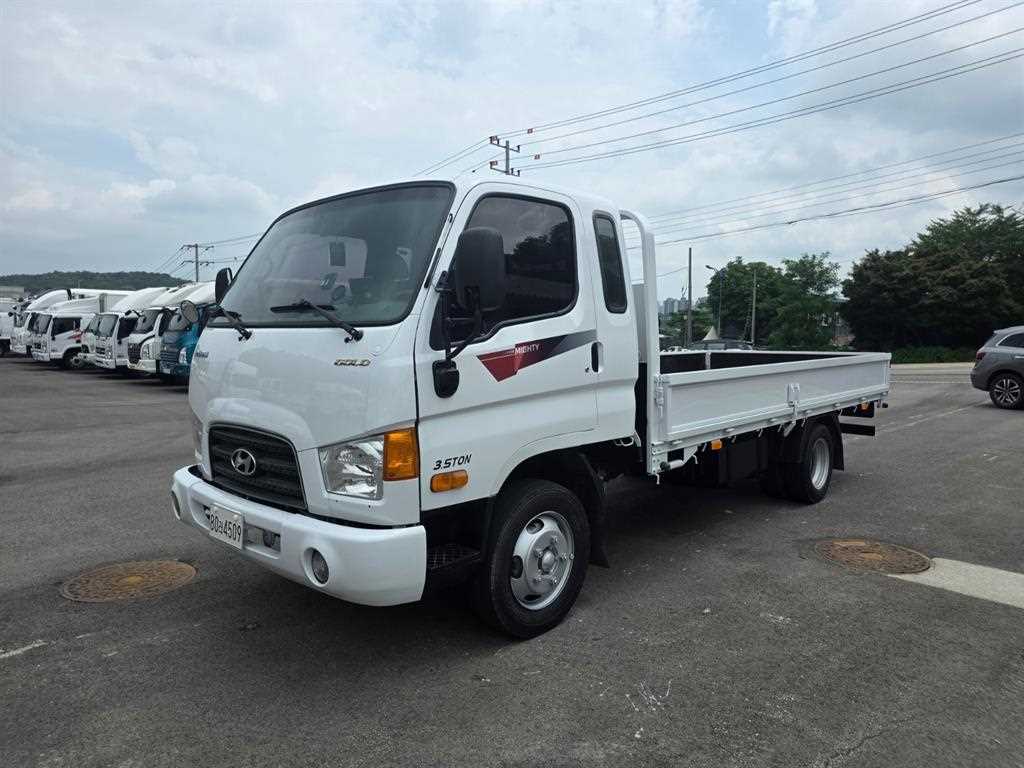 medium and large cargo Cargo (2.5-ton)