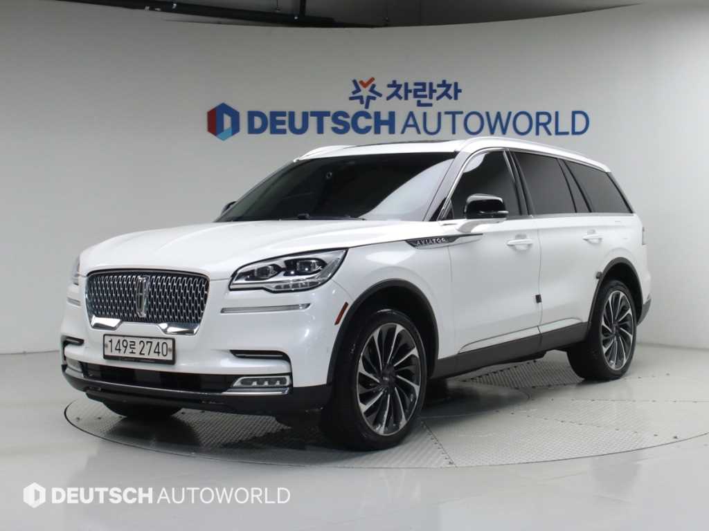 Lincoln Aviator