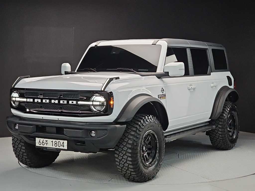 Ford Bronco 6th generation 2.7 Outer Ba