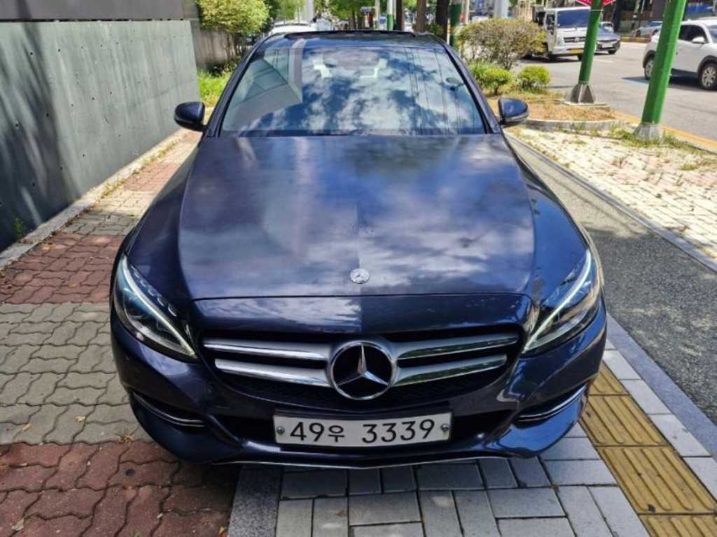 Mercedes Benz C Class 2014 — Zona Franca Iquique