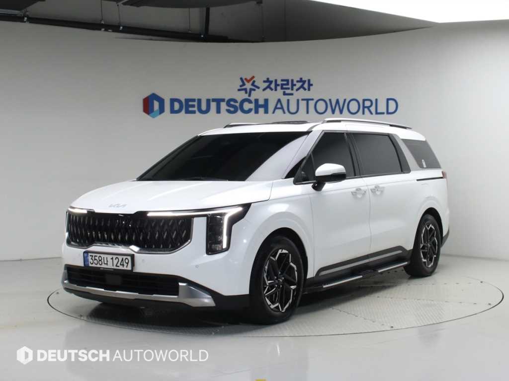 KIA Carnival 2024