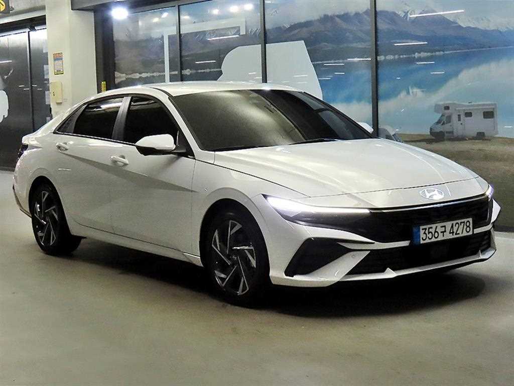 HYUNDAI Avante