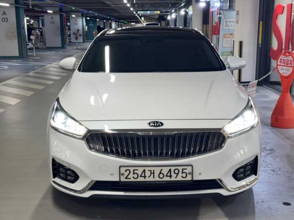 KIA K7