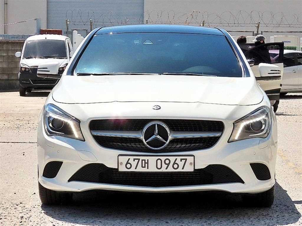 Mercedes Benz CLA Class