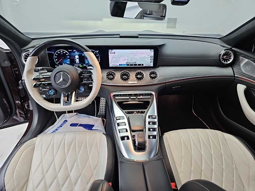 Mercedes Benz AMG GT