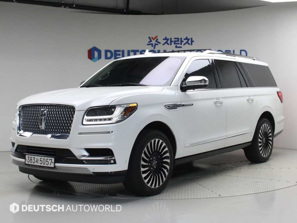 Lincoln Navigator