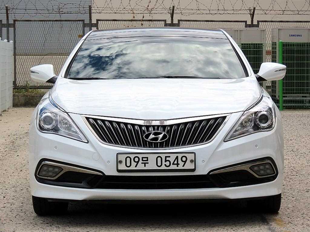 HYUNDAI Grandeur