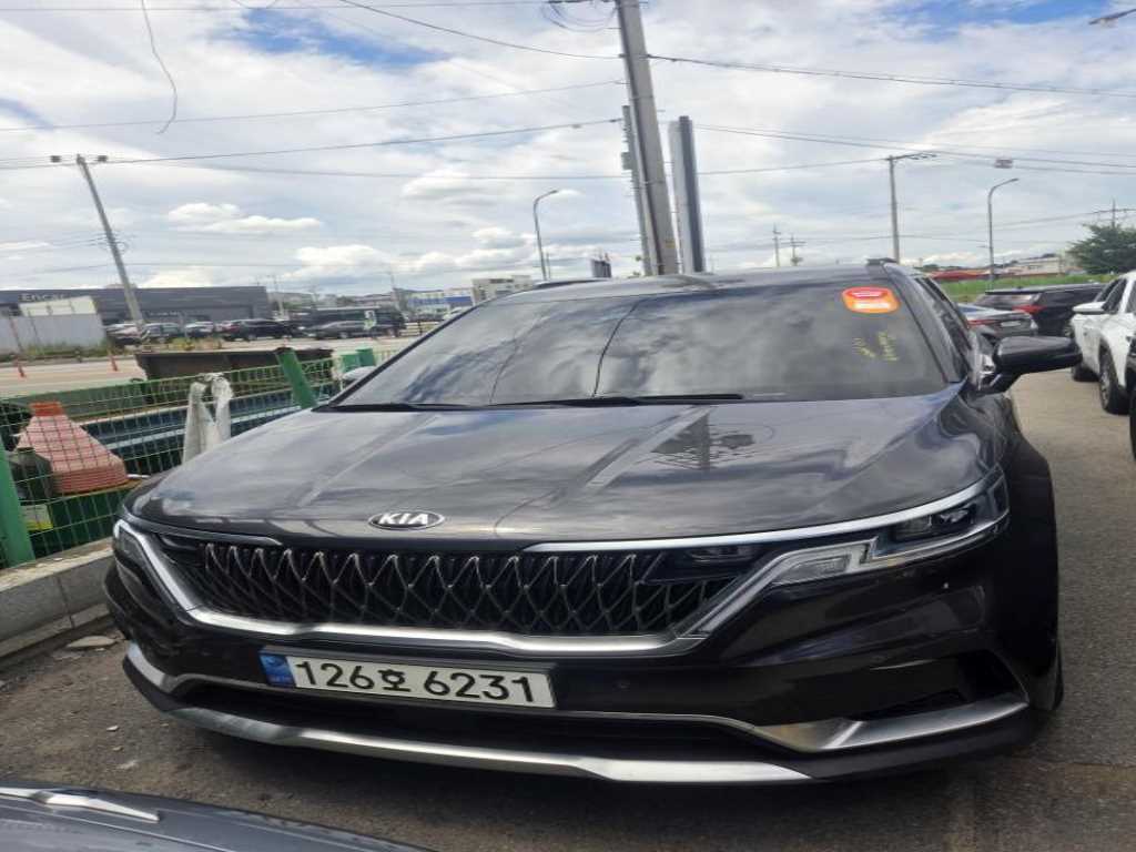 KIA Carnival 2021 — Zona Franca Iquique