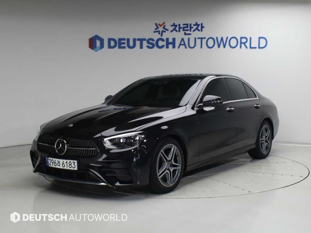 Mercedes Benz E class 2023 — Zona Franca Iquique