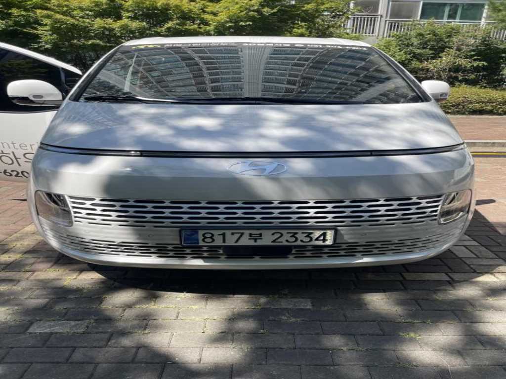 HYUNDAI Staria 2024 — Zona Franca Iquique