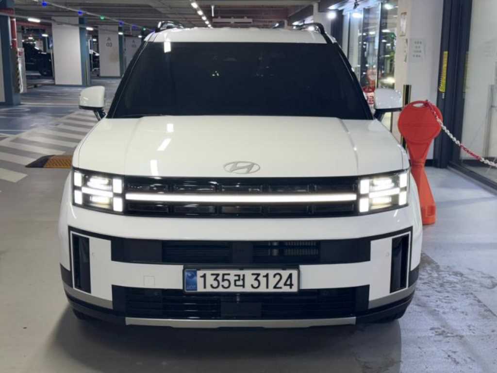 HYUNDAI Santa Fe 2025 — Zona Franca Iquique