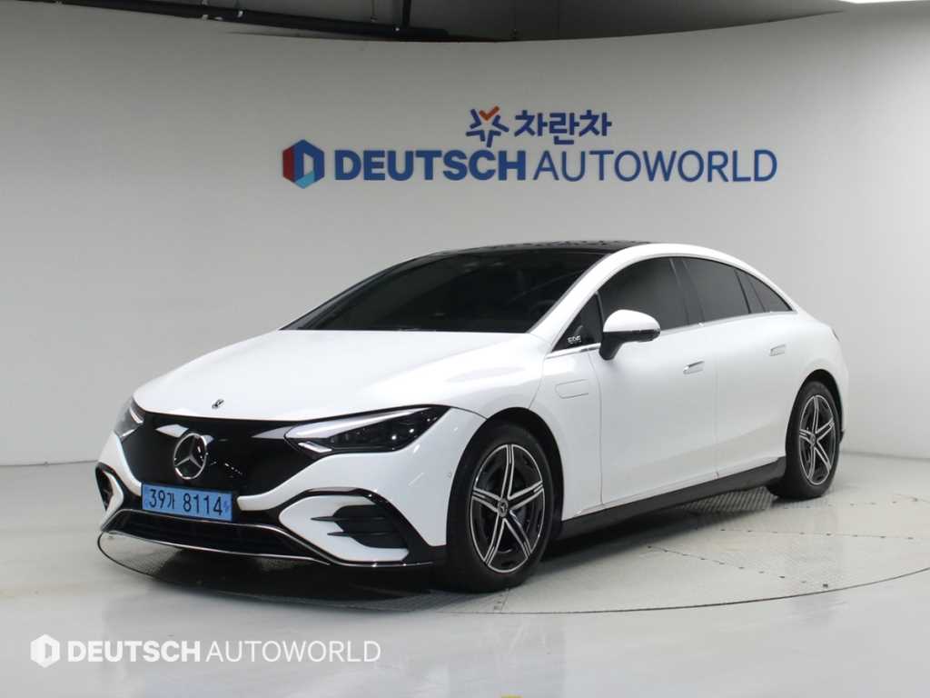 Mercedes Benz EQE