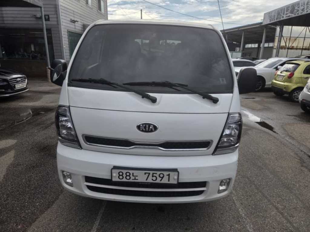 Small Truck Cargo (small) 2021 — Zona Franca Iquique