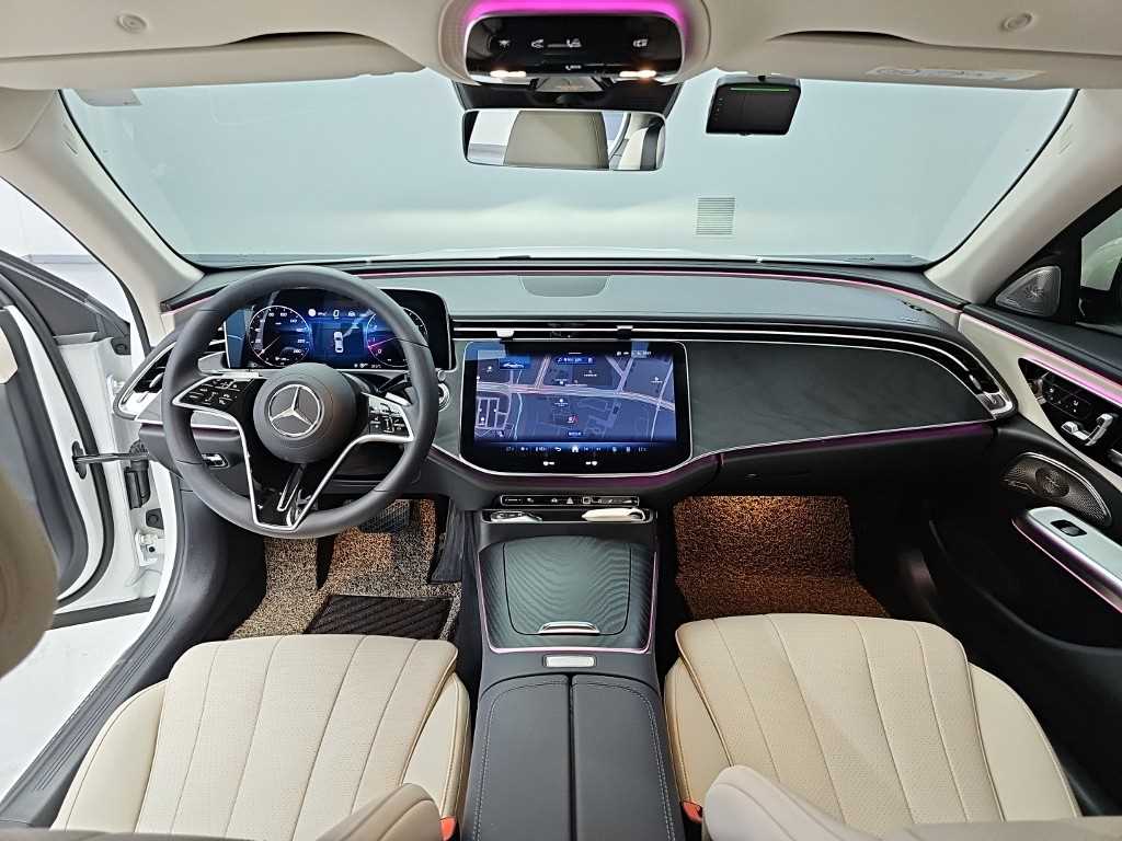 Mercedes Benz E class