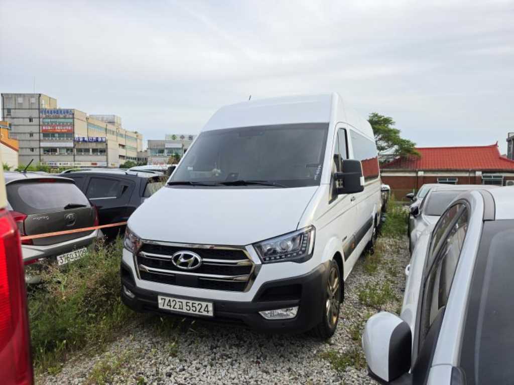 HYUNDAI Solati 2023 — Zona Franca Iquique