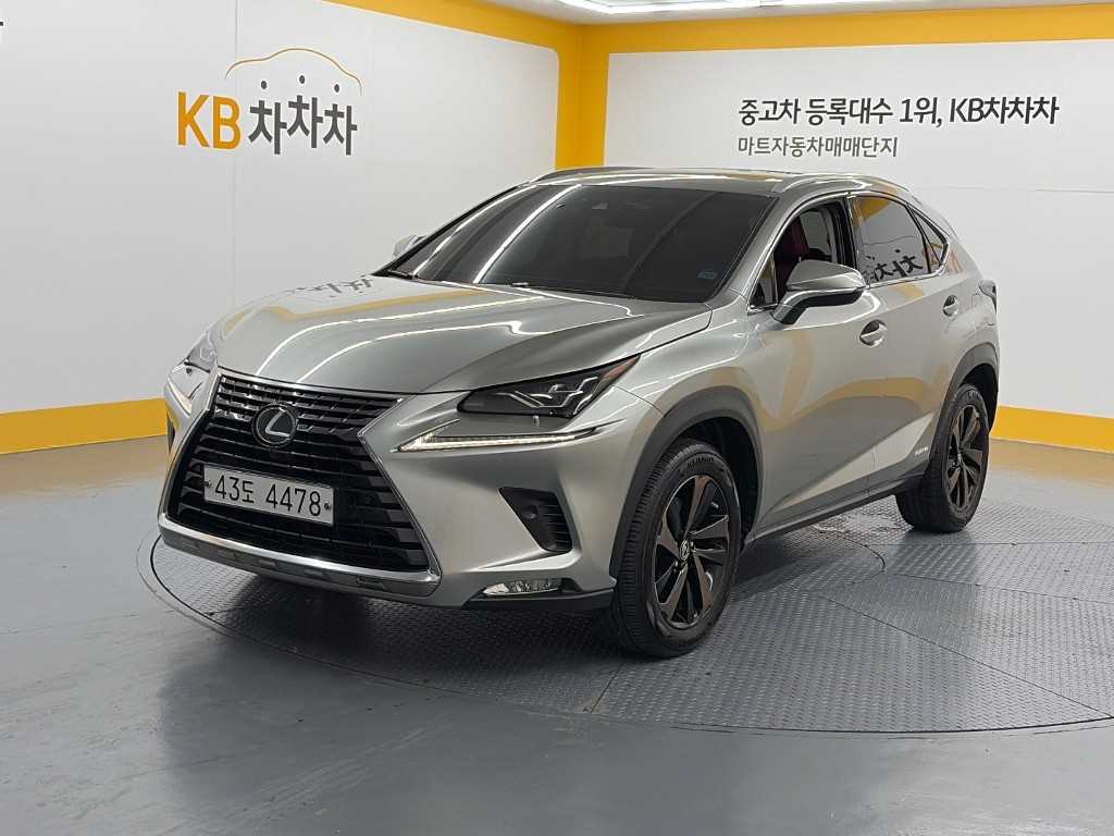 Lexus NX