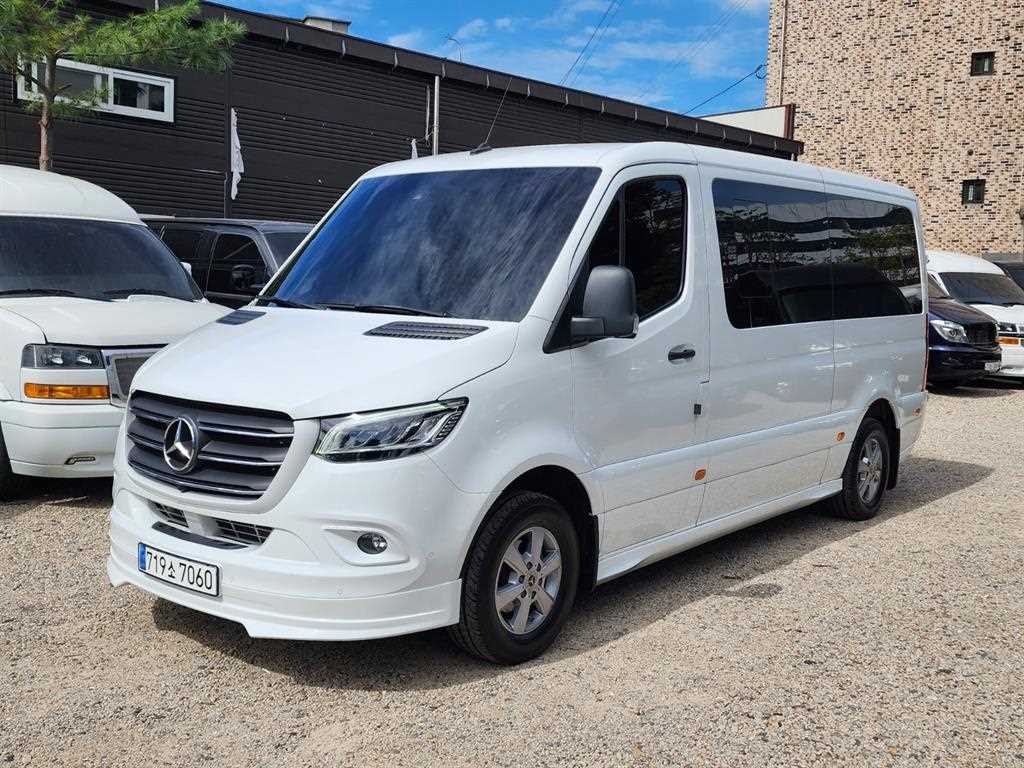 Mercedes Benz Sprinter