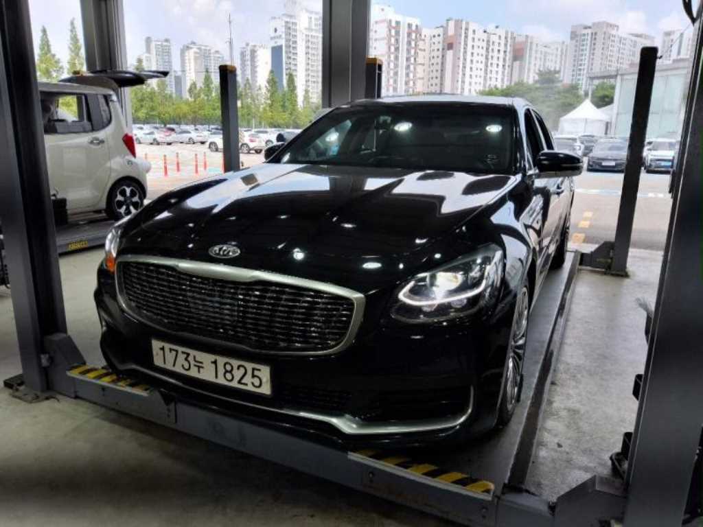 KIA K9