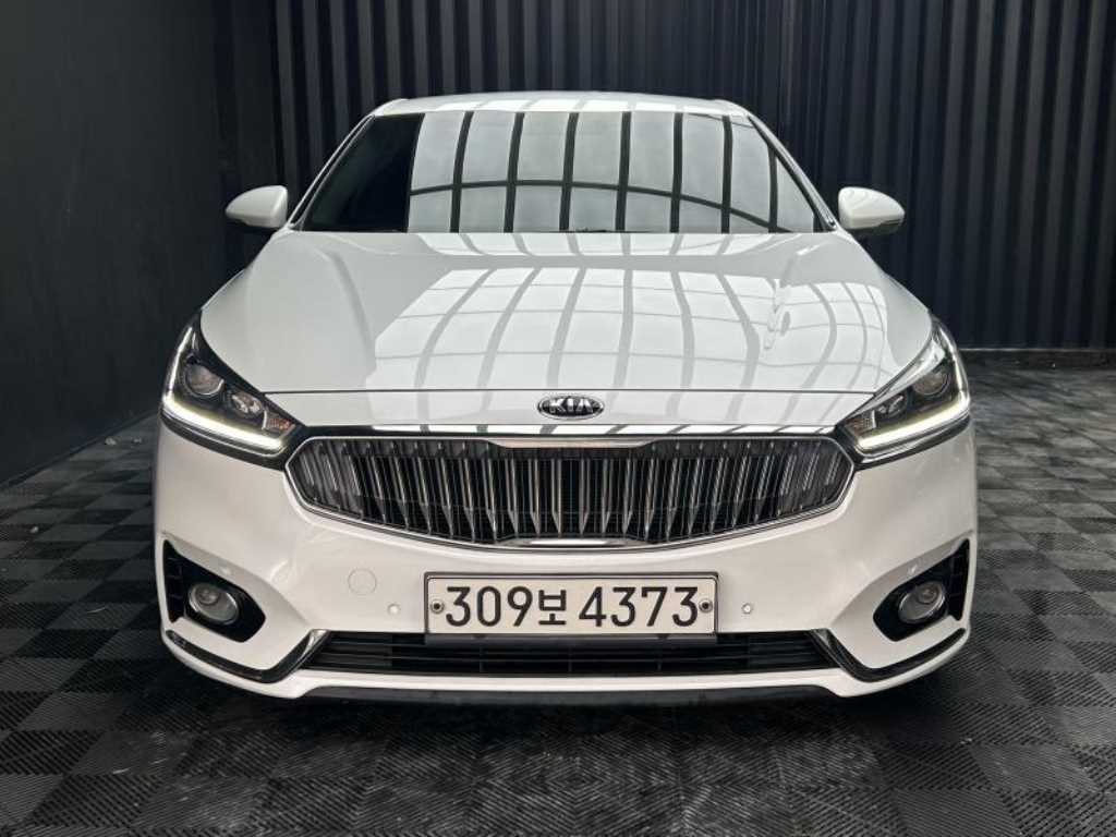 KIA K7 2019 — Zona Franca Iquique