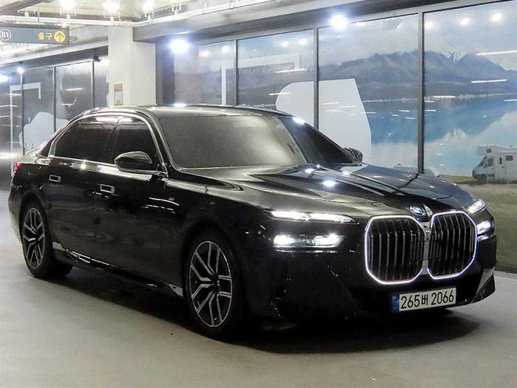 BMW 7 Series