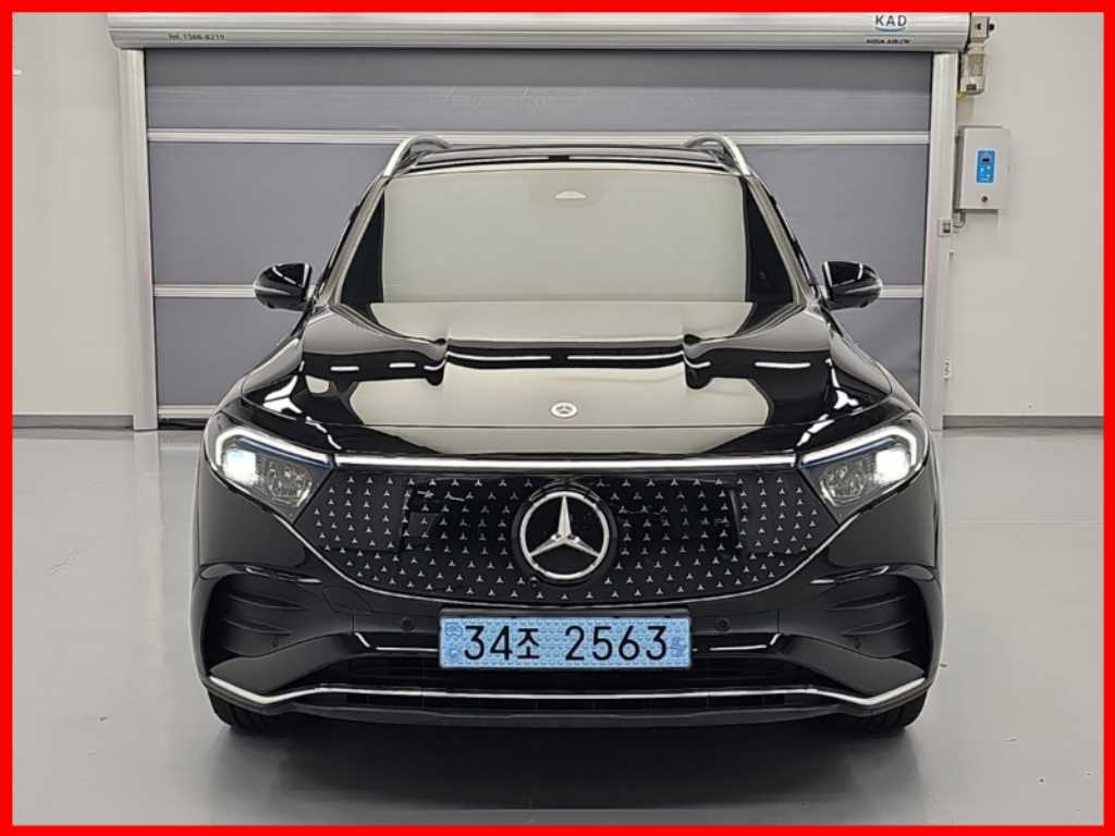 Mercedes Benz EQB