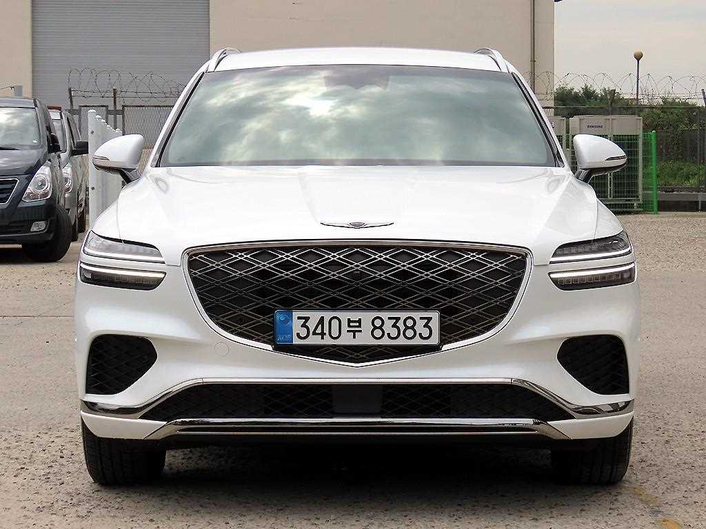 Genesis GV70 2.5T Gasoline 2WD Basic