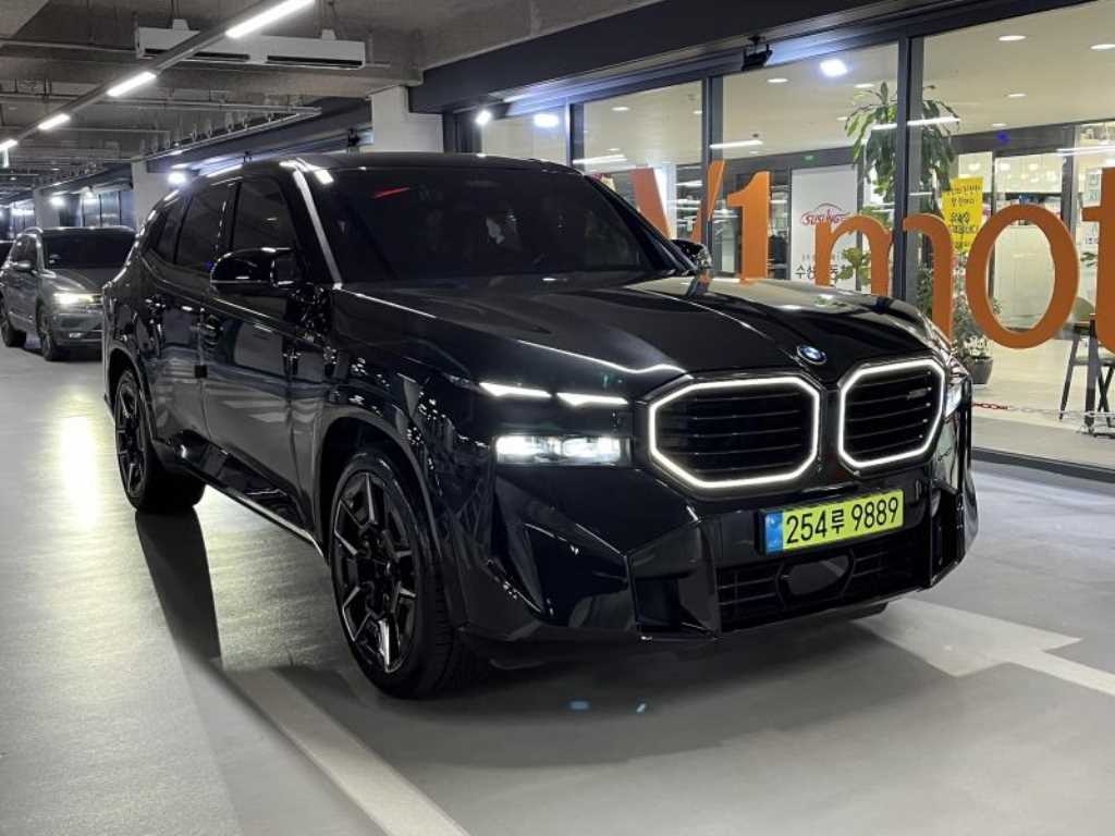 BMW XM
