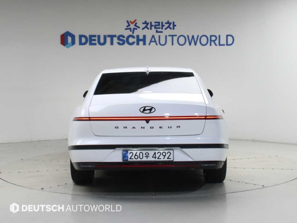 [현대]그랜저 (GN7) 가솔린 2.5 2WD 아너스 - миниатюра 4