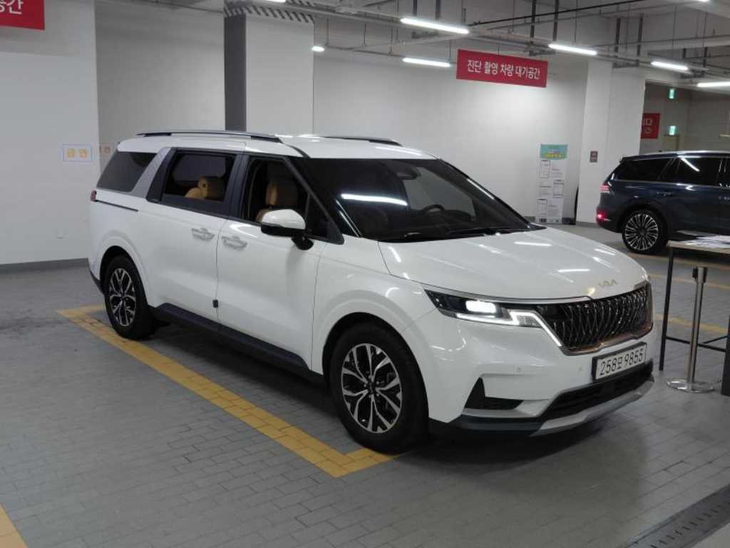 KIA Carnival 2022