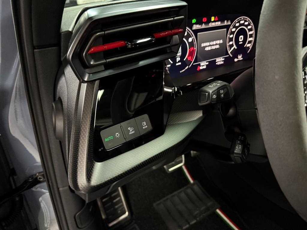 [아우디]RS3 (8Y) 2.5 TFSI 콰트로 - миниатюра 13