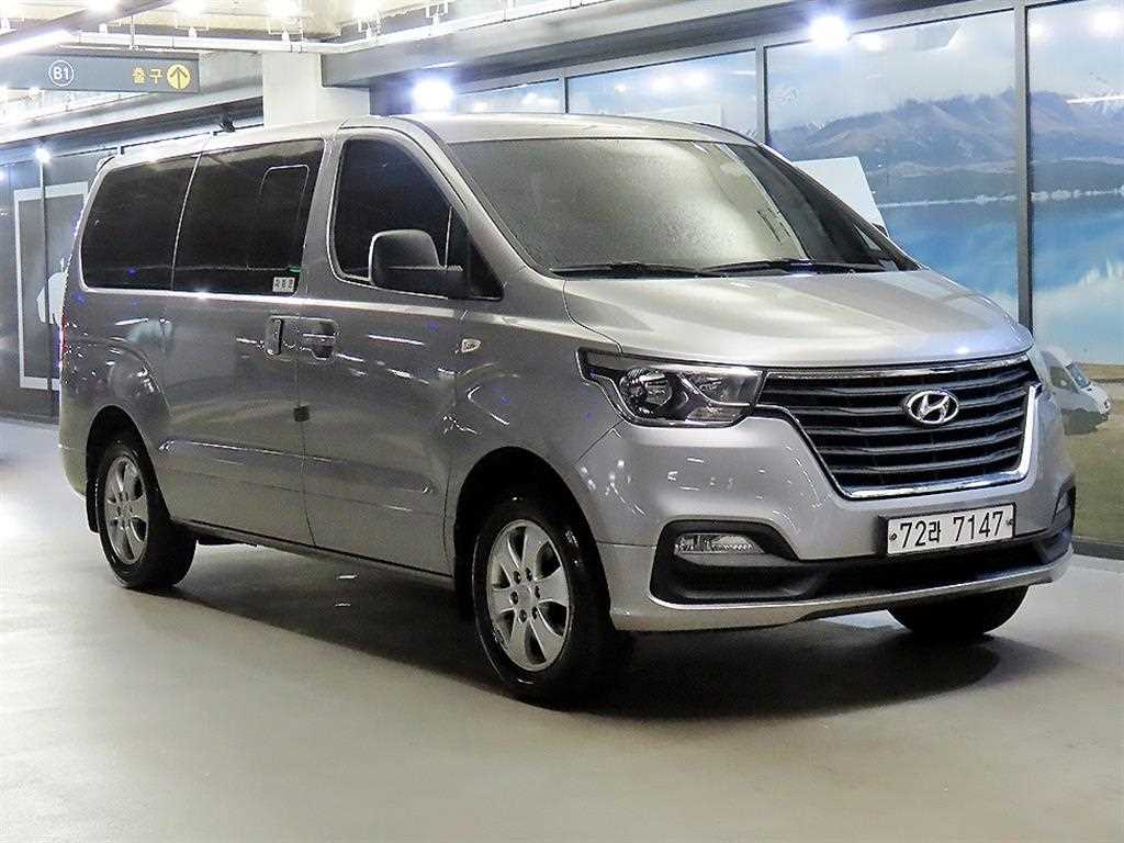 HYUNDAI Starex 2019