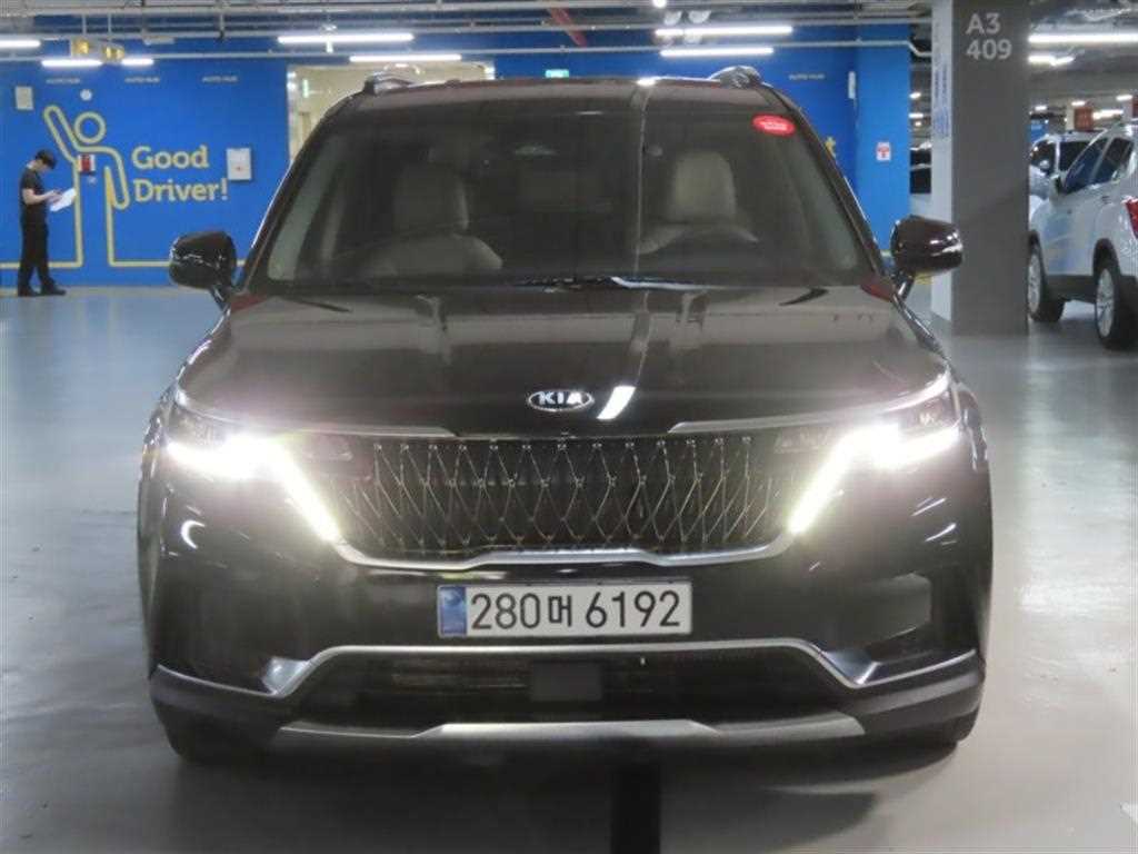 KIA Carnival 2021